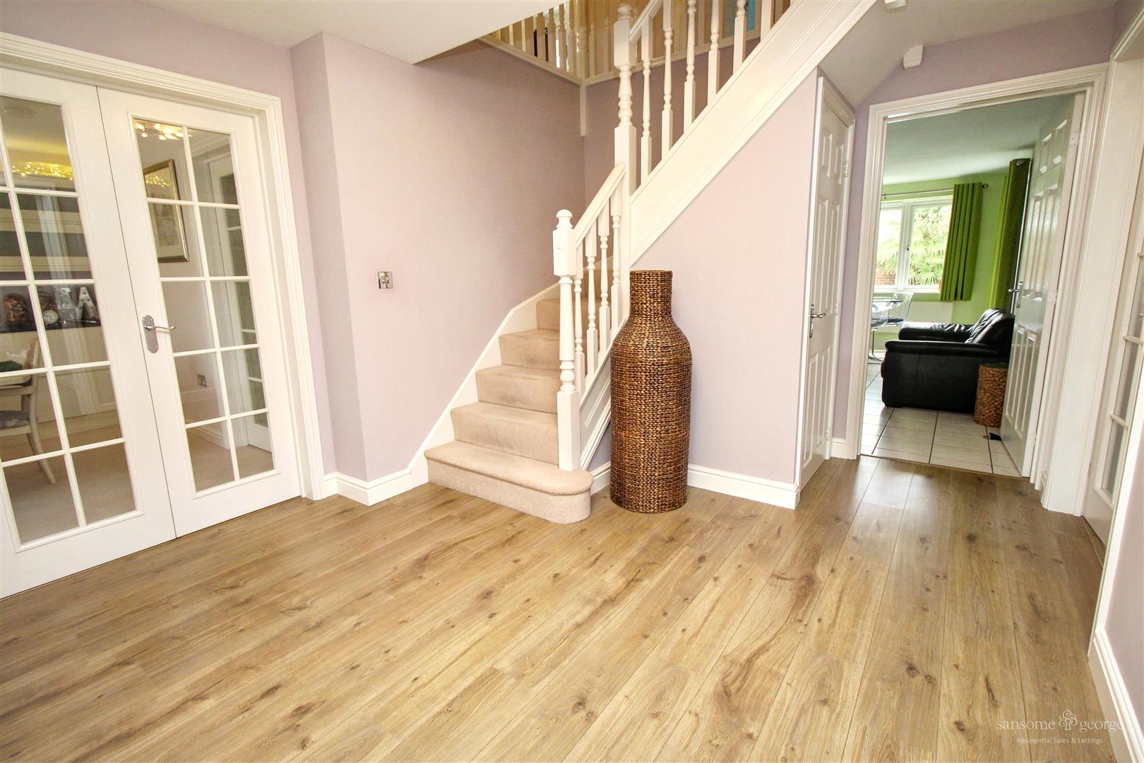 Clarendon Rise, Tilehurst, Reading